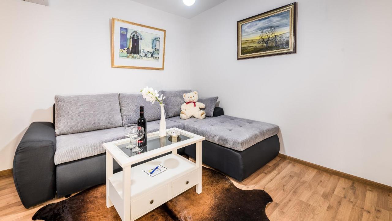 Apartment Krajinovic Ζάγκρεμπ Εξωτερικό φωτογραφία